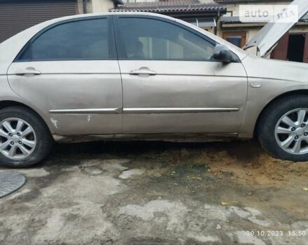 Бежевый Киа Черато, объемом двигателя 1.59 л и пробегом 208 тыс. км за 1900 $, фото 5 на Automoto.ua