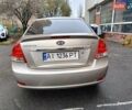 Бежевый Киа Черато, объемом двигателя 2 л и пробегом 195 тыс. км за 4250 $, фото 6 на Automoto.ua