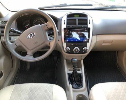 Бежевий Кіа Черато, об'ємом двигуна 1.6 л та пробігом 118 тис. км за 5300 $, фото 8 на Automoto.ua