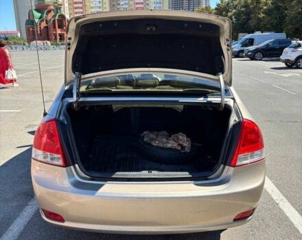 Бежевый Киа Черато, объемом двигателя 1.6 л и пробегом 197 тыс. км за 3384 $, фото 2 на Automoto.ua