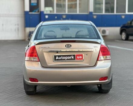 Бежевый Киа Черато, объемом двигателя 1.6 л и пробегом 189 тыс. км за 5890 $, фото 5 на Automoto.ua