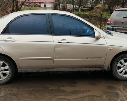 Бежевый Киа Черато, объемом двигателя 1.6 л и пробегом 208 тыс. км за 3500 $, фото 3 на Automoto.ua