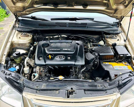 Бежевый Киа Черато, объемом двигателя 1.6 л и пробегом 212 тыс. км за 4600 $, фото 3 на Automoto.ua