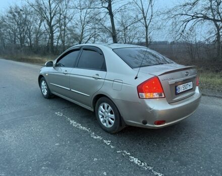 Бежевый Киа Черато, объемом двигателя 1.6 л и пробегом 200 тыс. км за 3850 $, фото 5 на Automoto.ua