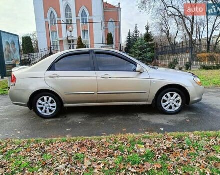 Бежевый Киа Черато, объемом двигателя 1.98 л и пробегом 195 тыс. км за 3993 $, фото 5 на Automoto.ua