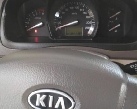 Бежевий Кіа Черато, об'ємом двигуна 2 л та пробігом 222 тис. км за 4900 $, фото 9 на Automoto.ua