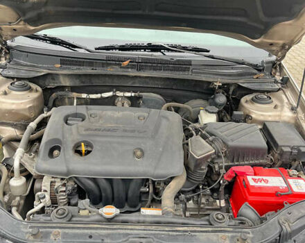 Бежевый Киа Черато, объемом двигателя 1.6 л и пробегом 182 тыс. км за 4000 $, фото 11 на Automoto.ua