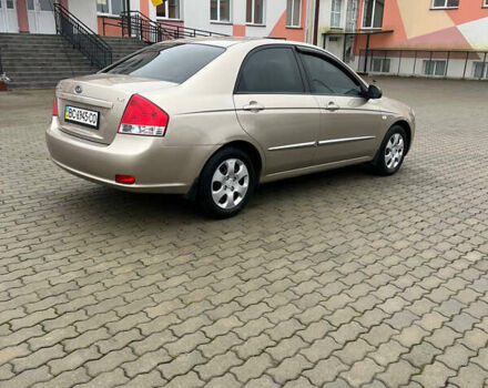 Бежевый Киа Черато, объемом двигателя 1.6 л и пробегом 182 тыс. км за 4000 $, фото 3 на Automoto.ua