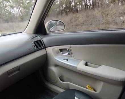 Бежевый Киа Черато, объемом двигателя 1.6 л и пробегом 305 тыс. км за 4500 $, фото 9 на Automoto.ua