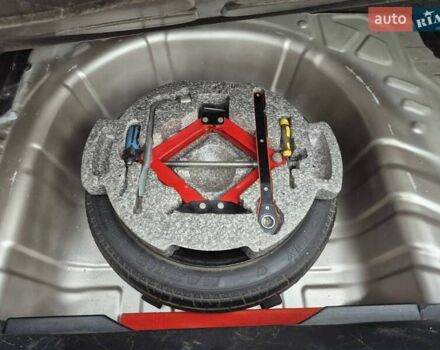 Бежевый Киа Черато, объемом двигателя 2 л и пробегом 210 тыс. км за 5300 $, фото 14 на Automoto.ua