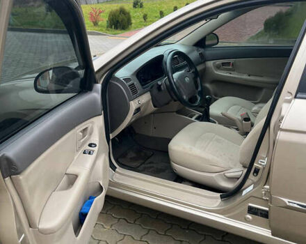 Бежевый Киа Черато, объемом двигателя 1.6 л и пробегом 182 тыс. км за 4000 $, фото 5 на Automoto.ua