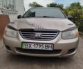 Бежевый Киа Черато, объемом двигателя 0 л и пробегом 179 тыс. км за 3200 $, фото 14 на Automoto.ua