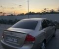 Бежевий Кіа Черато, об'ємом двигуна 1.6 л та пробігом 230 тис. км за 3800 $, фото 2 на Automoto.ua
