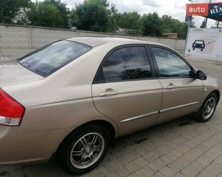 Кіа Черато 2008 у Ужгороді на Automoto.ua Бежевий Кіа Черато, об'ємом двигуна 1.59 л та пробігом 184 тис. км за 4500 $, фото 1 на Automoto.ua
