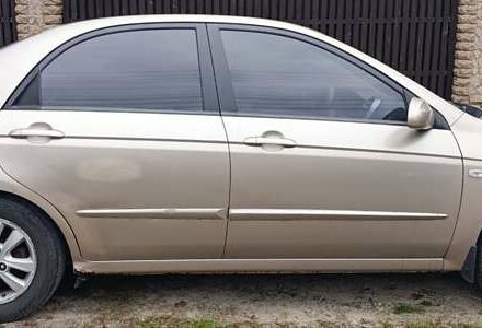 Бежевий Кіа Черато, об'ємом двигуна 1.6 л та пробігом 215 тис. км за 4000 $, фото 6 на Automoto.ua