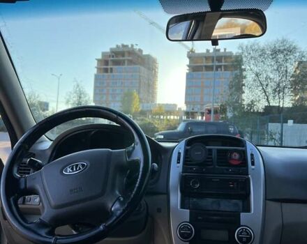 Бежевий Кіа Черато, об'ємом двигуна 2 л та пробігом 147 тис. км за 4900 $, фото 17 на Automoto.ua