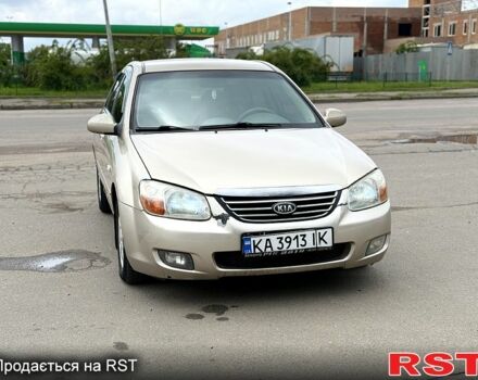 Бежевый Киа Черато, объемом двигателя 2 л и пробегом 255 тыс. км за 3700 $, фото 3 на Automoto.ua