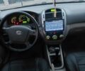 Бежевый Киа Черато, объемом двигателя 1.6 л и пробегом 180 тыс. км за 3750 $, фото 1 на Automoto.ua
