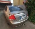 Бежевый Киа Черато, объемом двигателя 1.6 л и пробегом 290 тыс. км за 3000 $, фото 2 на Automoto.ua