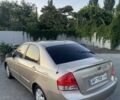 Бежевий Кіа Черато, об'ємом двигуна 1.6 л та пробігом 230 тис. км за 3800 $, фото 1 на Automoto.ua