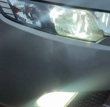 Бежевый Киа Черато, объемом двигателя 1.98 л и пробегом 180 тыс. км за 6899 $, фото 5 на Automoto.ua