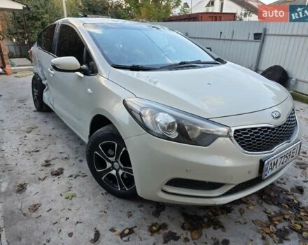 Бежевый Киа Черато, объемом двигателя 1.6 л и пробегом 300 тыс. км за 4750 $, фото 22 на Automoto.ua