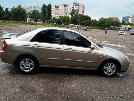 Киа Черато 2005 в Харькове на Automoto.ua Бежевый Киа Черато, объемом двигателя 2 л и пробегом 187 тыс. км за 4700 $, фото 1 на Automoto.ua