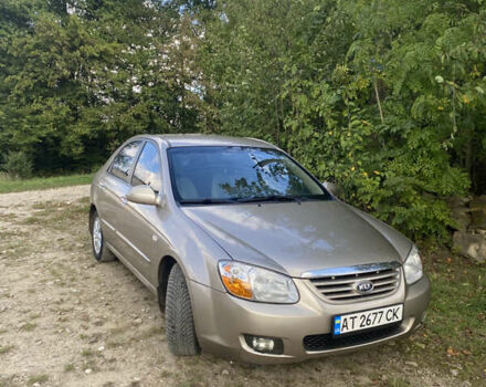 Бежевий Кіа Черато, об'ємом двигуна 1.59 л та пробігом 145 тис. км за 3000 $, фото 1 на Automoto.ua