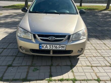 Бежевий Кіа Черато, об'ємом двигуна 1.6 л та пробігом 275 тис. км за 3800 $, фото 1 на Automoto.ua