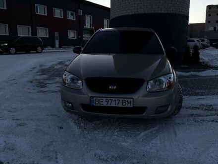 Бежевый Киа Черато, объемом двигателя 1.58 л и пробегом 278 тыс. км за 4000 $, фото 1 на Automoto.ua