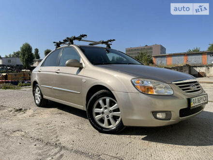 Кіа Черато 2007 у Києві на Automoto.ua Бежевий Кіа Черато, об'ємом двигуна 2 л та пробігом 171 тис. км за 5499 $, фото 1 на Automoto.ua