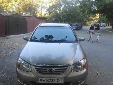 Киа Черато 2007 в Кривом Роге на Automoto.ua Бежевый Киа Черато, объемом двигателя 1.6 л и пробегом 3 тыс. км за 3500 $, фото 1 на Automoto.ua