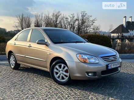 Киа Черато 2007 в Днепре (Днепропетровске) на Automoto.ua Бежевый Киа Черато, объемом двигателя 2 л и пробегом 142 тыс. км за 5700 $, фото 1 на Automoto.ua
