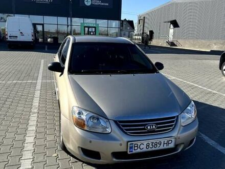 Бежевый Киа Черато, объемом двигателя 1.6 л и пробегом 212 тыс. км за 4650 $, фото 1 на Automoto.ua