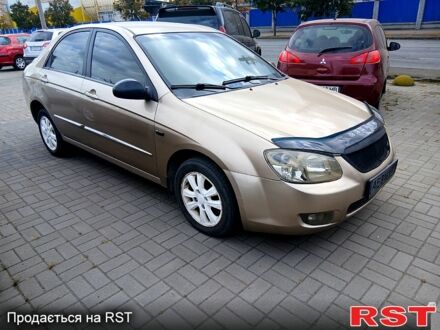 Кіа Черато 2008 у Дніпро (Дніпропетровську) на Automoto.ua Бежевий Кіа Черато, об'ємом двигуна 2 л та пробігом 205 тис. км за 3999 $, фото 1 на Automoto.ua