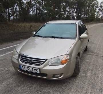 Бежевый Киа Черато, объемом двигателя 1.6 л и пробегом 305 тыс. км за 4500 $, фото 1 на Automoto.ua