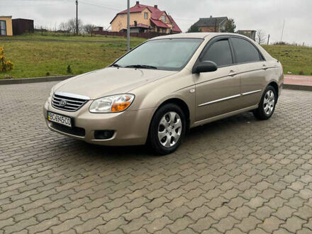 Бежевый Киа Черато, объемом двигателя 1.6 л и пробегом 182 тыс. км за 4000 $, фото 1 на Automoto.ua