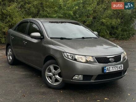Киа Черато 2011 в Днепре (Днепропетровске) на Automoto.ua Бежевый Киа Черато, объемом двигателя 1.6 л и пробегом 185 тыс. км за 7800 $, фото 1 на Automoto.ua