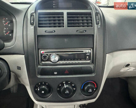 Киа Черато 2006 в Кременце на Automoto.ua Черный Киа Черато, объемом двигателя 1.6 л и пробегом 132 тыс. км за 4600 $, фото 21 на Automoto.ua