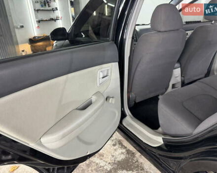 Киа Черато 2006 в Кременце на Automoto.ua Черный Киа Черато, объемом двигателя 1.6 л и пробегом 132 тыс. км за 4600 $, фото 18 на Automoto.ua