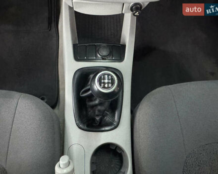 Киа Черато 2006 в Кременце на Automoto.ua Черный Киа Черато, объемом двигателя 1.6 л и пробегом 132 тыс. км за 4600 $, фото 12 на Automoto.ua