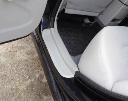 Черный Киа Черато, объемом двигателя 1.6 л и пробегом 213 тыс. км за 5000 $, фото 11 на Automoto.ua