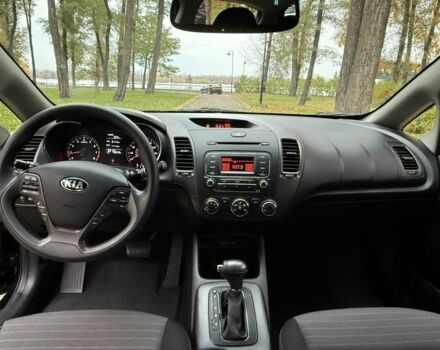 Чорний Кіа Черато, об'ємом двигуна 2 л та пробігом 67 тис. км за 11500 $, фото 3 на Automoto.ua