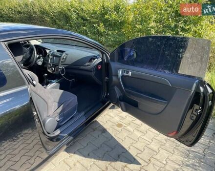 Чорний Кіа Черато, об'ємом двигуна 1.59 л та пробігом 121 тис. км за 7000 $, фото 6 на Automoto.ua