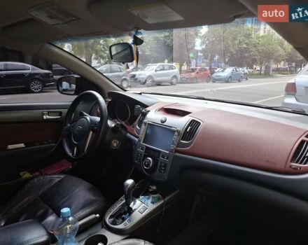 Черный Киа Черато, объемом двигателя 2 л и пробегом 188 тыс. км за 8000 $, фото 3 на Automoto.ua