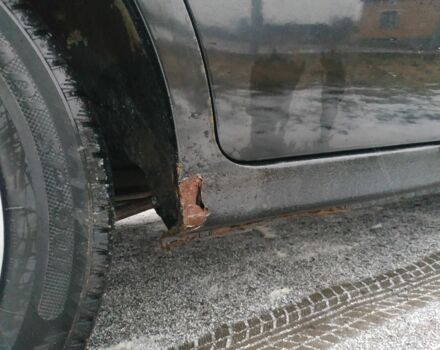 Черный Киа Черато, объемом двигателя 0 л и пробегом 210 тыс. км за 2500 $, фото 5 на Automoto.ua