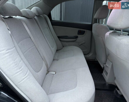 Черный Киа Черато, объемом двигателя 1.6 л и пробегом 220 тыс. км за 3300 $, фото 17 на Automoto.ua