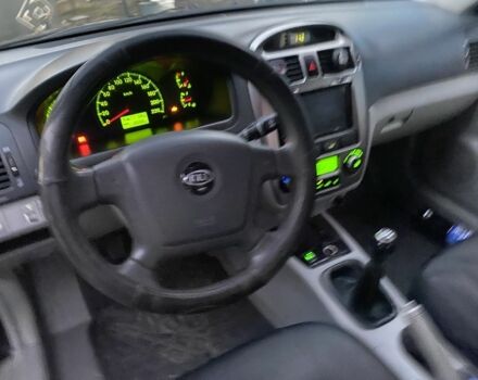 Черный Киа Черато, объемом двигателя 2 л и пробегом 240 тыс. км за 3300 $, фото 5 на Automoto.ua