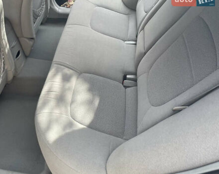 Черный Киа Черато, объемом двигателя 2 л и пробегом 318 тыс. км за 3900 $, фото 13 на Automoto.ua