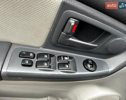 Чорний Кіа Черато, об'ємом двигуна 1.98 л та пробігом 240 тис. км за 5100 $, фото 16 на Automoto.ua